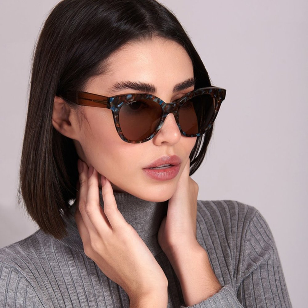 NEW/ IN BOX Salvatore Ferragamo Cateye Sunglasses